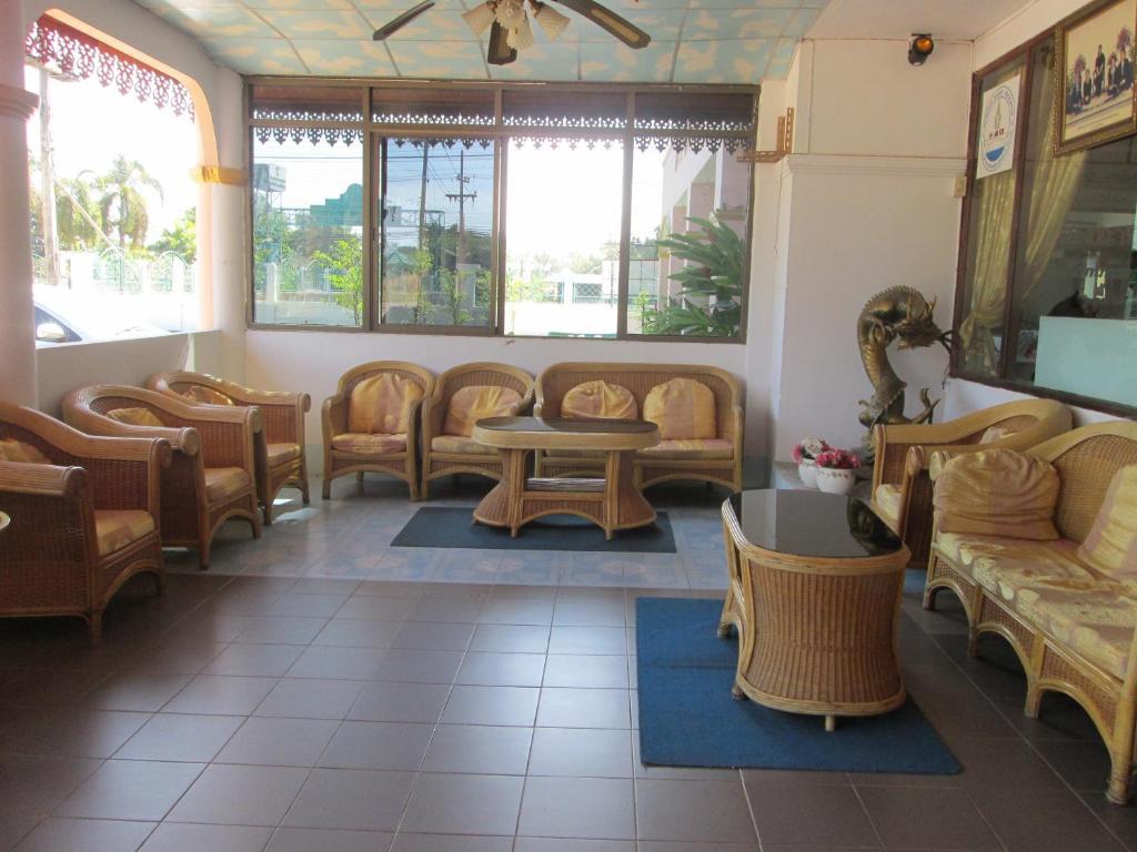 Royal Jommanee Hotel Nongkhai Nong Khai Zewnętrze zdjęcie